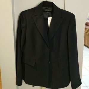 Womans Kasper Pantsuit Set